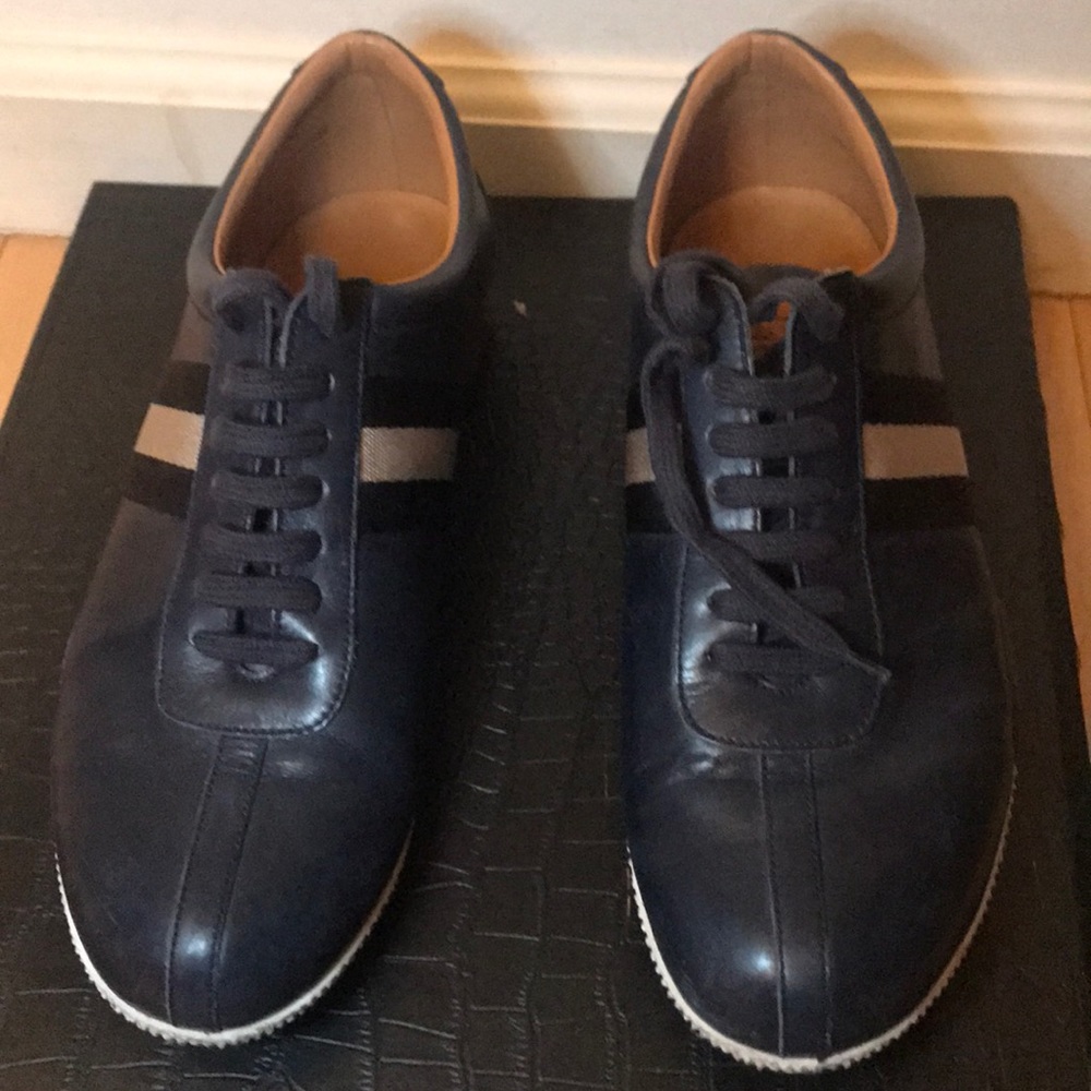BALLY SWITZERLAND size US 9.5.